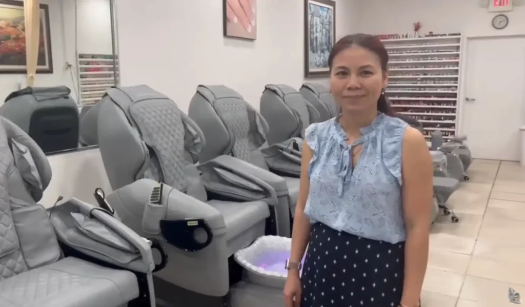 pedicure-chairs-miley-fb-01